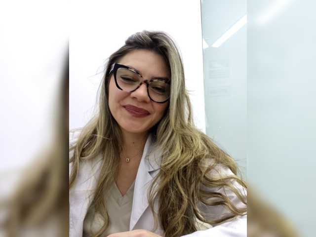 FERNANDA16's BongaCams show and profile