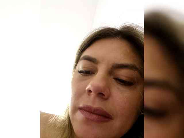 FERNANDA16 Live Webcam on BongaCams