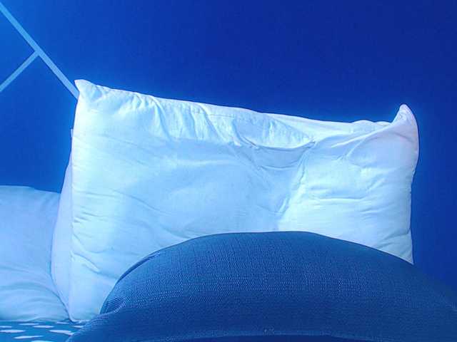 LunaRusell77's BongaCams show and profile