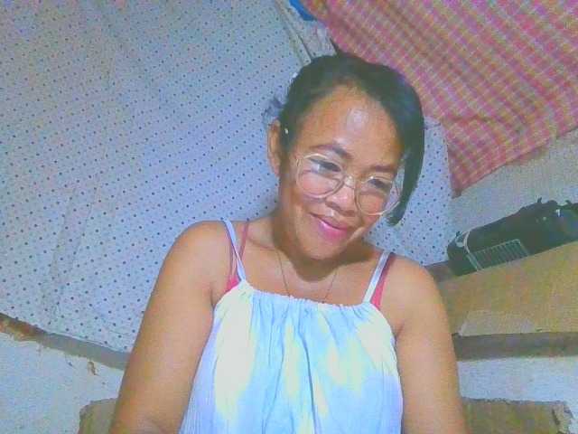 Rveronique webcam bongacams model stream image