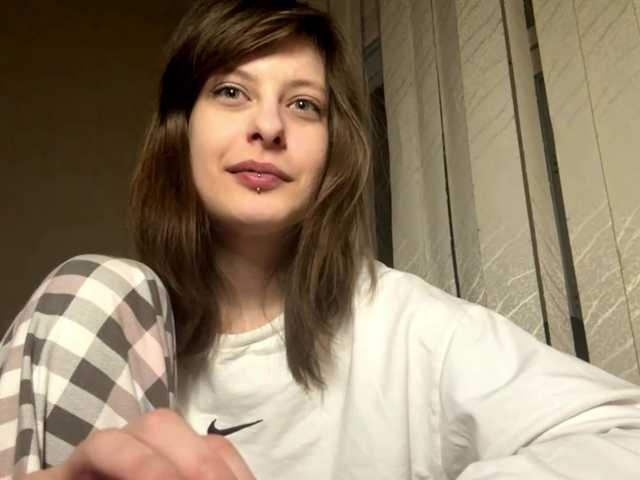 LynellGarzia's BongaCams show and profile