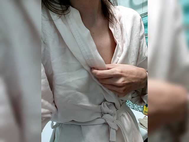 Alinasasasa's BongaCams show and profile