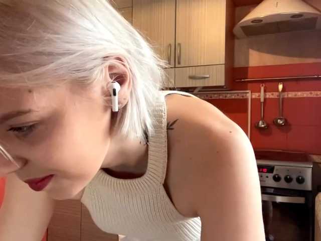 AjaCureton's BongaCams show and profile