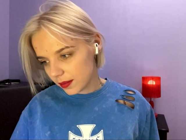 AjaCureton's BongaCams show and profile