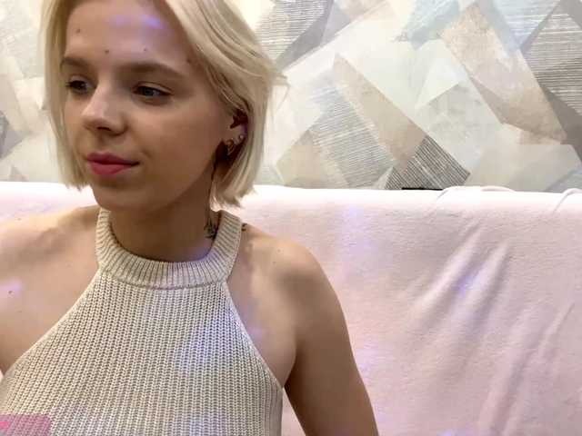 AjaCureton's BongaCams show and profile