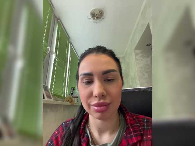 Sladkaaay's BongaCams show and profile