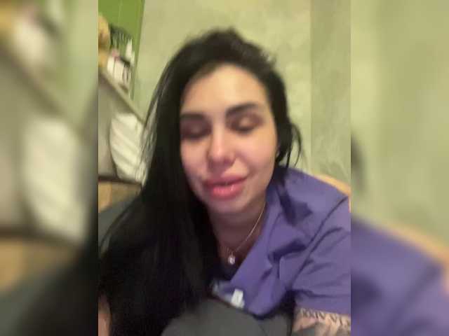 Sladkaaay's BongaCams show and profile