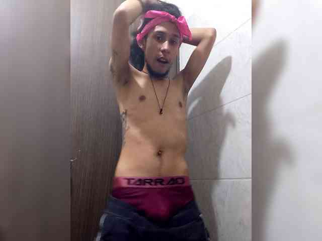Niceslave Live Webcam on BongaCams
