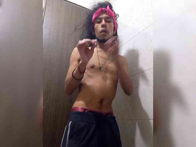 Niceslave Live Webcam on BongaCams