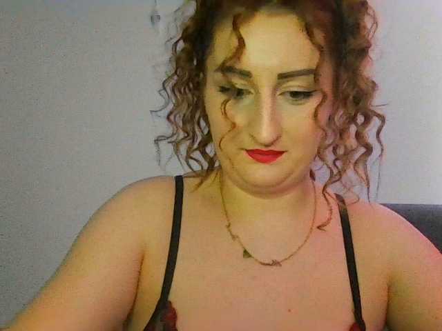 dixielaryss's BongaCams show and profile