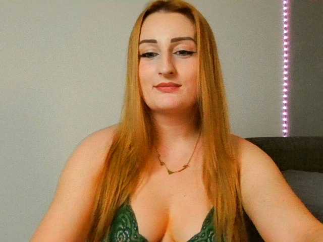 dixielaryss's BongaCams show and profile