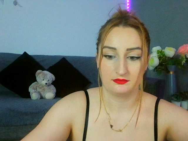 dixielaryss's BongaCams show and profile
