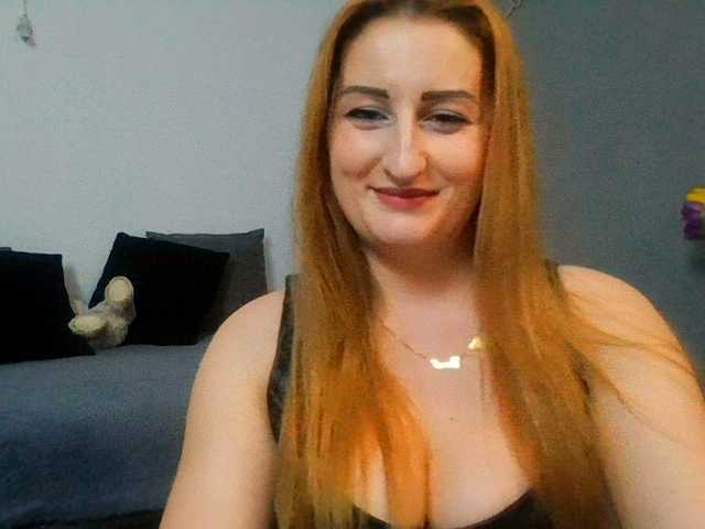 dixielaryss's BongaCams show and profile