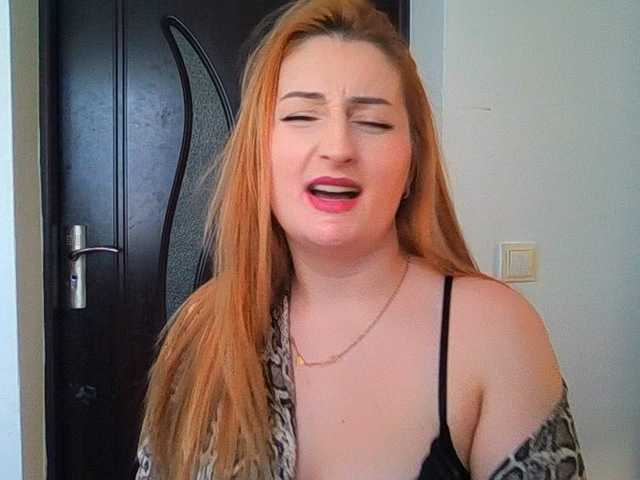 dixielaryss's BongaCams show and profile