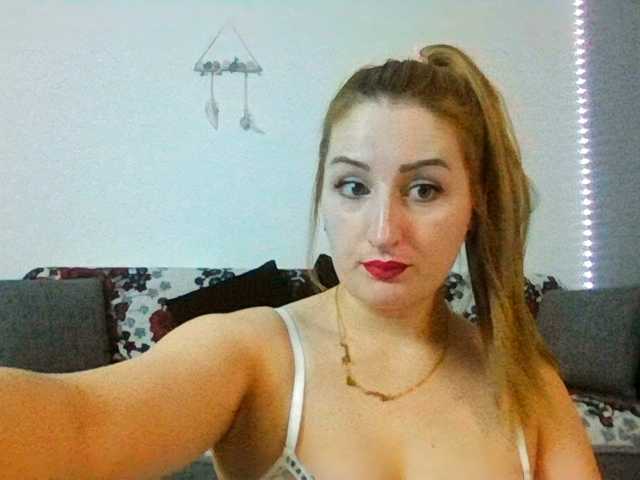 dixielaryss from BongaCams is Freechat