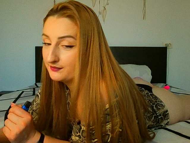 dixielaryss's BongaCams show and profile