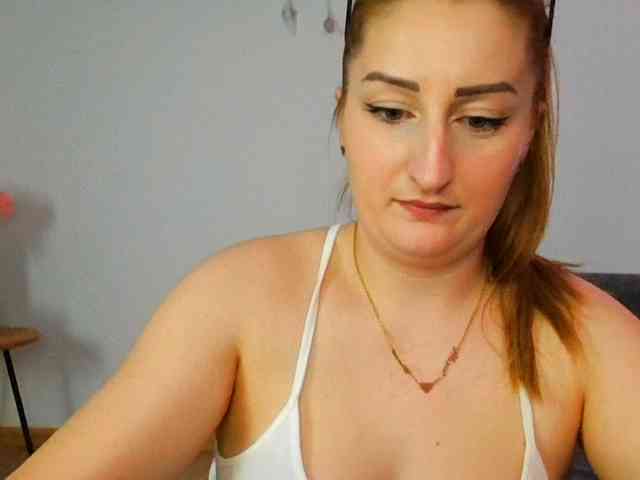 dixielaryss webcam
