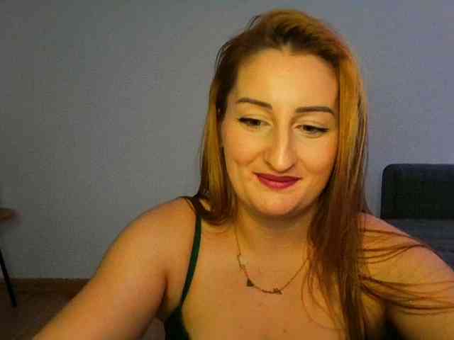 dixielaryss webcam
