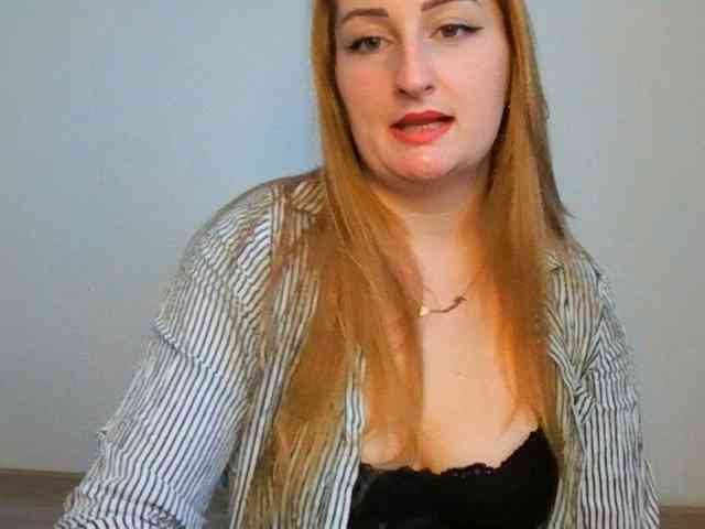 dixielaryss Live Webcam on BongaCams