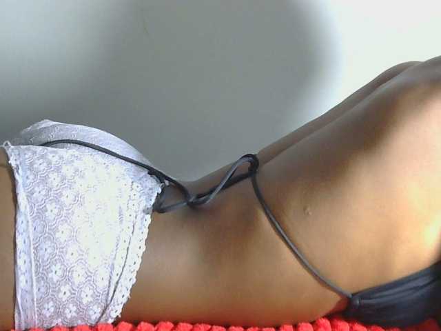 Melaninqueen19's BongaCams show and profile