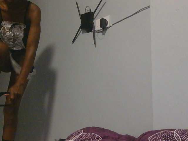 Melaninqueen19 webcam