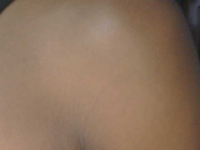 Melaninqueen19's BongaCams show and profile