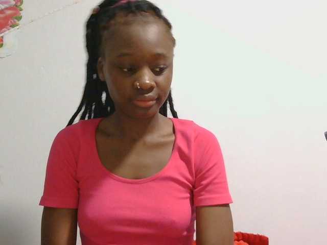 Melaninqueen19's BongaCams show and profile