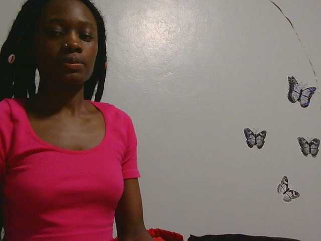 Вебкам модель Melaninqueen19: смотреть секс чат онлайн бесплатно 18+