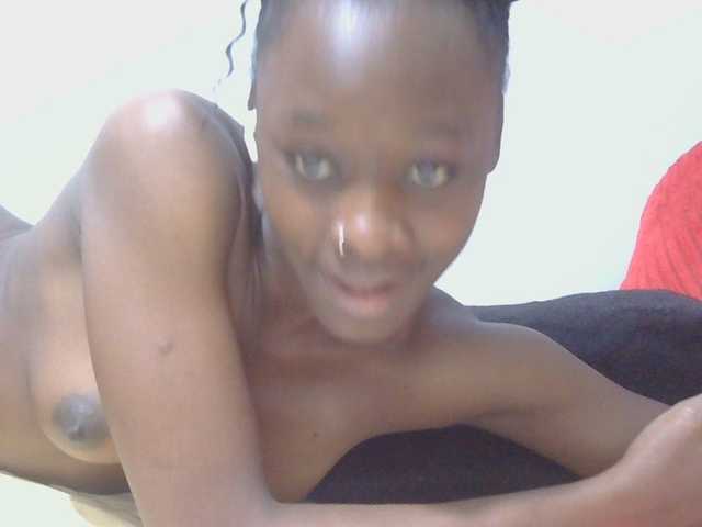 Melaninqueen19's BongaCams show and profile