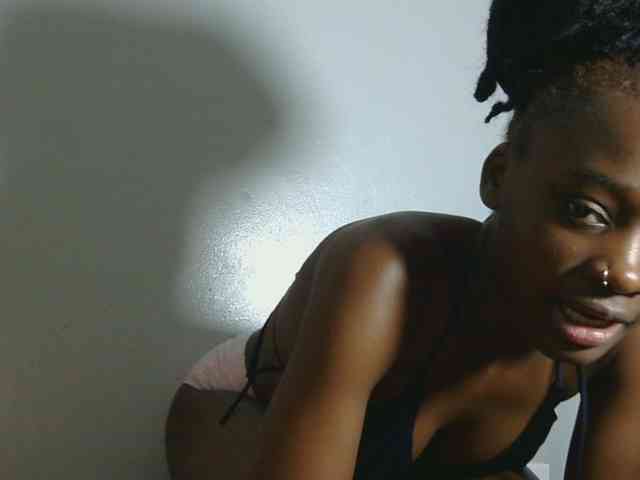 Melaninqueen19 webcam