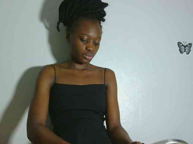 Melaninqueen19 webcam