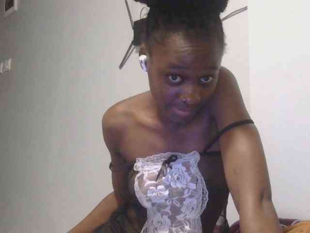 Melaninqueen19 webcam