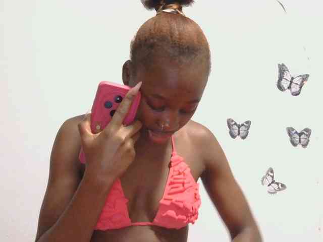 Melaninqueen19 webcam