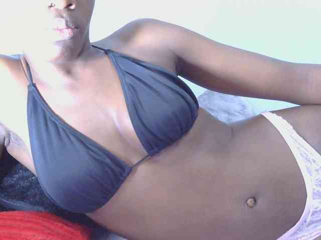 Melaninqueen19 webcam