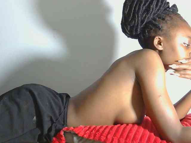 Melaninqueen19 webcam