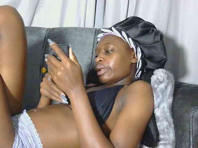 Melaninqueen19 webcam