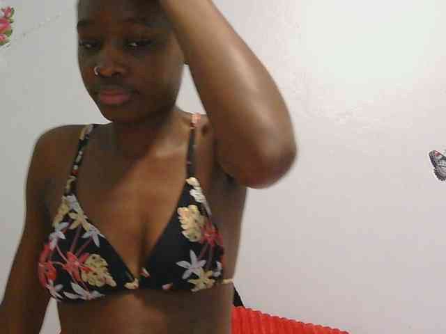 Melaninqueen19 webcam