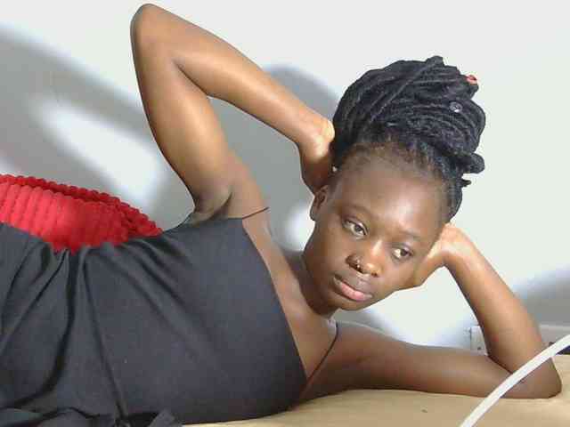 Melaninqueen19 webcam