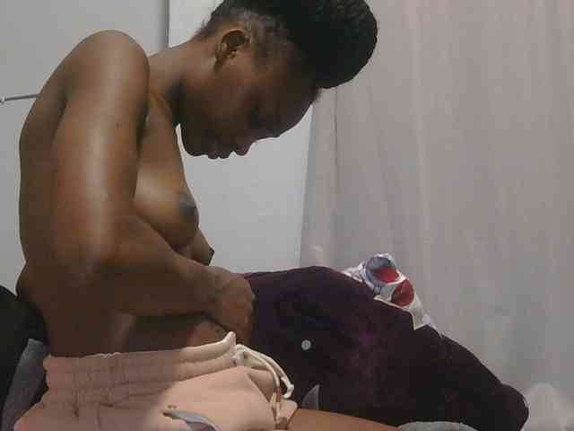 Melaninqueen19 webcam