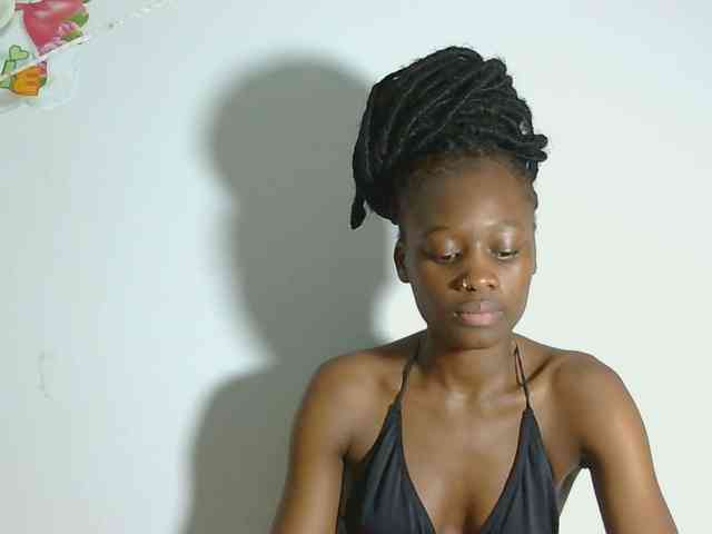 Melaninqueen19 webcam