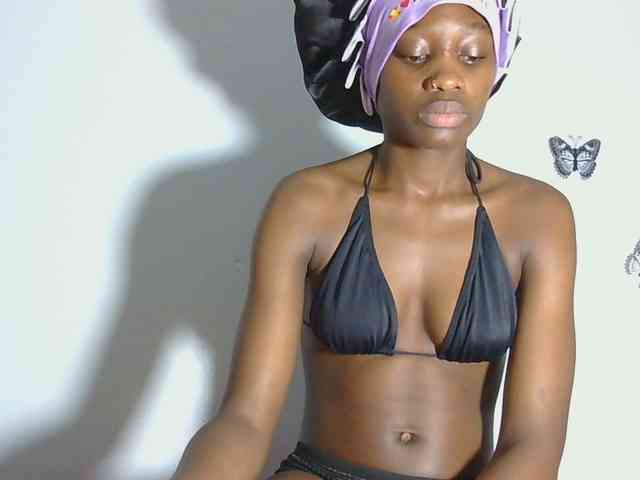 Melaninqueen19 webcam
