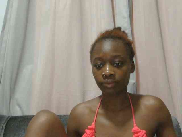 Melaninqueen19 webcam