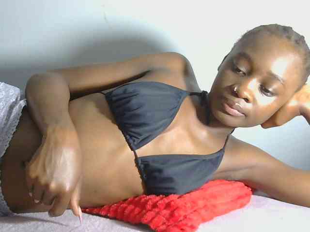 Melaninqueen19 webcam