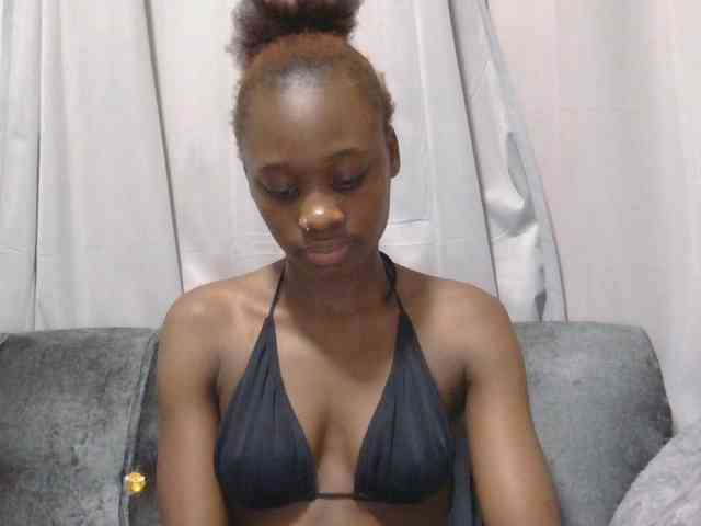 Melaninqueen19 webcam