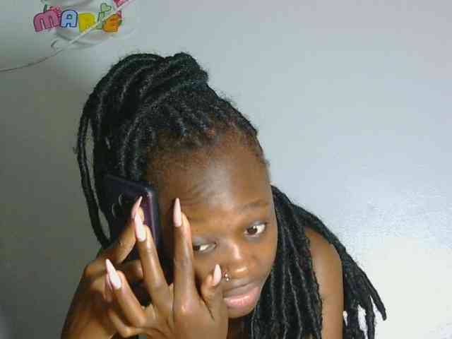 Melaninqueen19 webcam