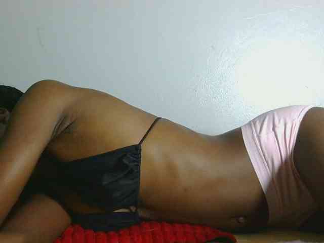 Melaninqueen19 webcam