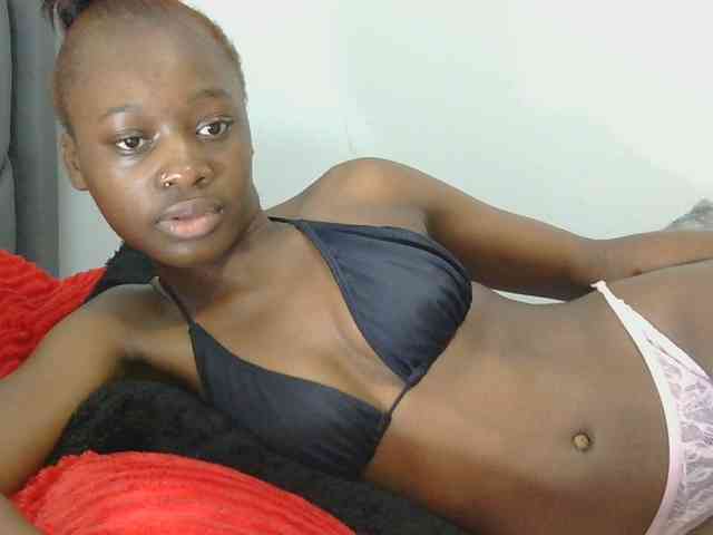 Melaninqueen19 webcam