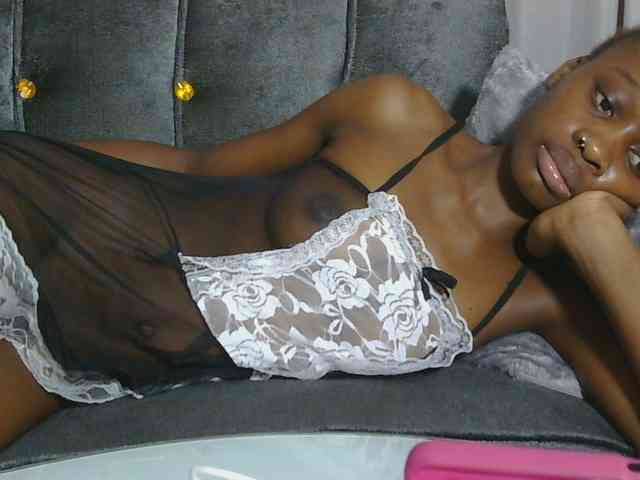 Melaninqueen19 webcam