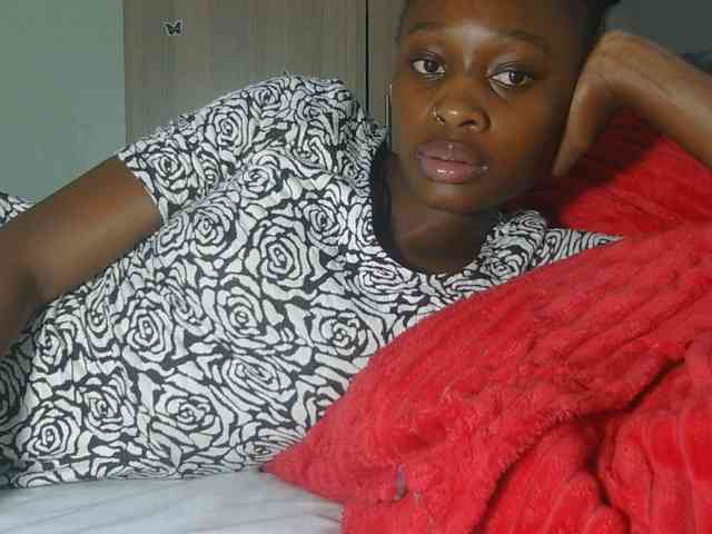 Melaninqueen19 webcam