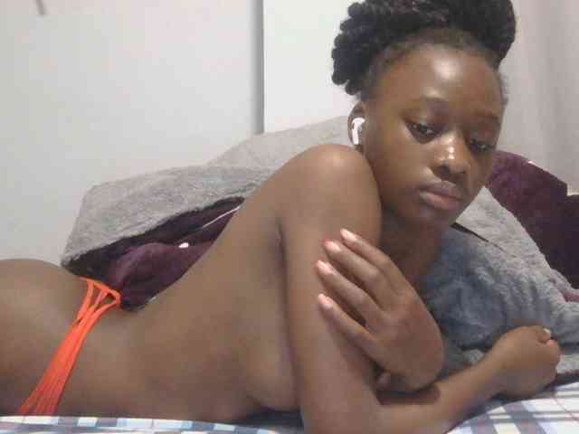 Melaninqueen19 webcam